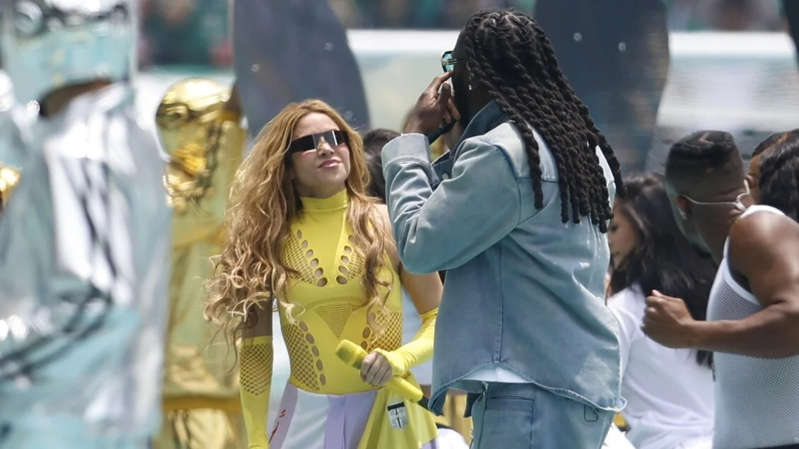 Rai interrompe transmissão da cerimônia de abertura da Copa durante show de Shakira e pede desculpas por 'erro no timing'
