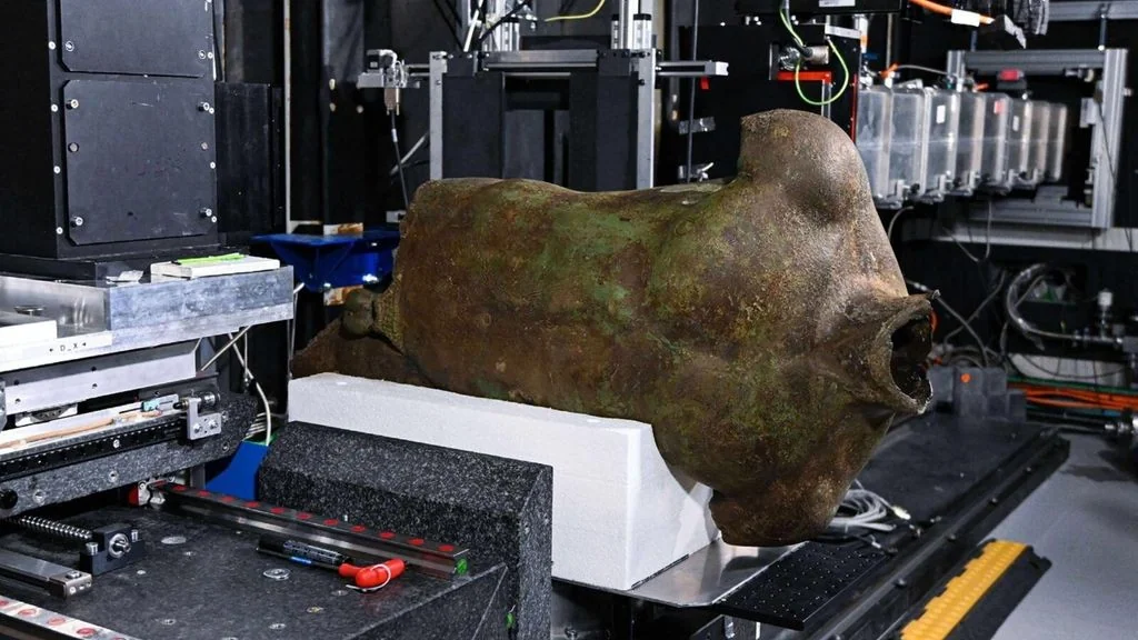 Torso de Livorno restaurado retorna ao Museu Arqueológico de Florença após intervenção avançada