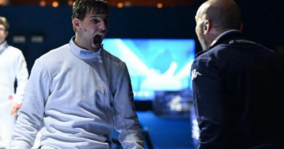 Simone Mencarelli conquista ouro na espada nos Europeus de Esgrima em Antony