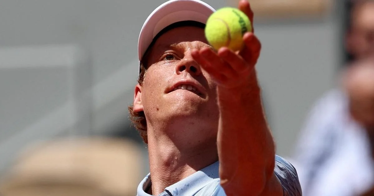Sinner busca o ritmo na grama em Londres antes de defender o título em Wimbledon