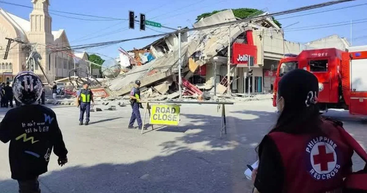 Terremoto de 7,8 em Mindanao sacode Filipinas: cacos, evacuações e alerta de tsunami