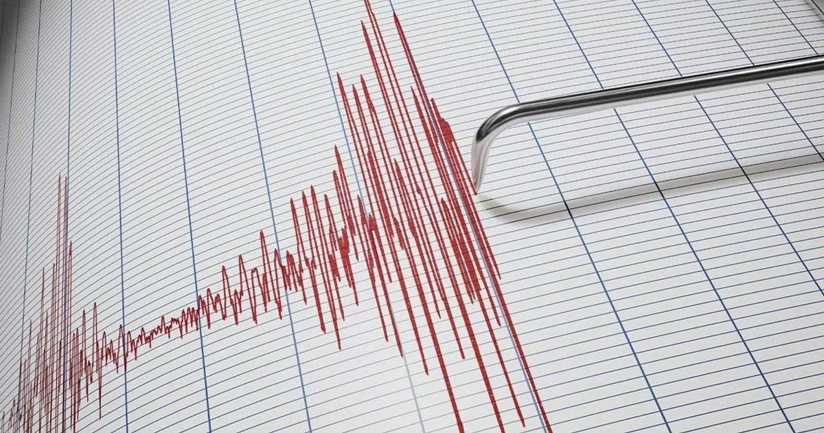 Forte terremoto de magnitude 6.2 atinge a costa da Calábria; epicentro ao largo de Amantea