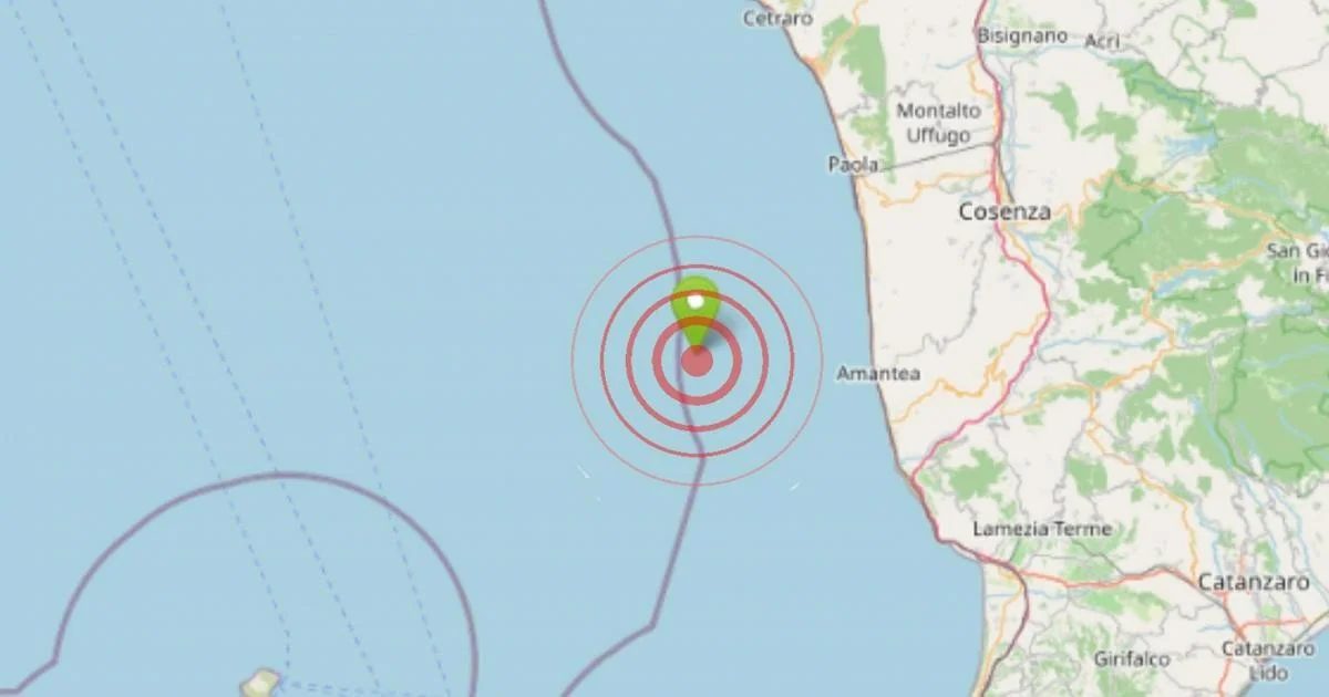 Terremoto de magnitude 6.2 atinge mar ao largo da Calábria; abalo sentido em todo o Sul, sem danos reportados