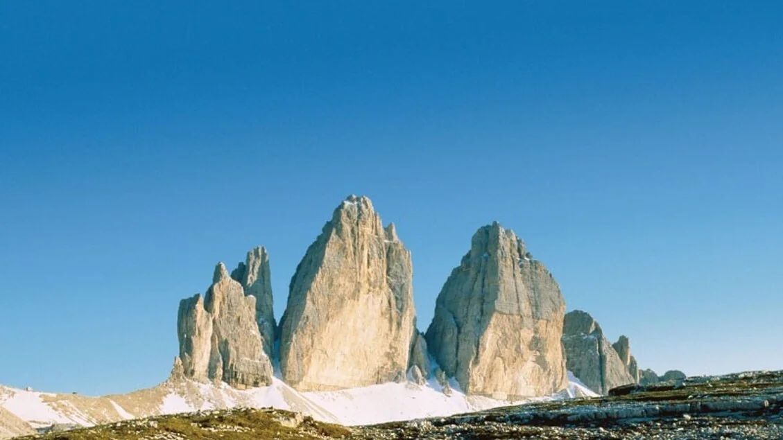 Tre Cime: tráfego regulamentado nas Dolomitas no verão 2026 para proteger vales e moradores