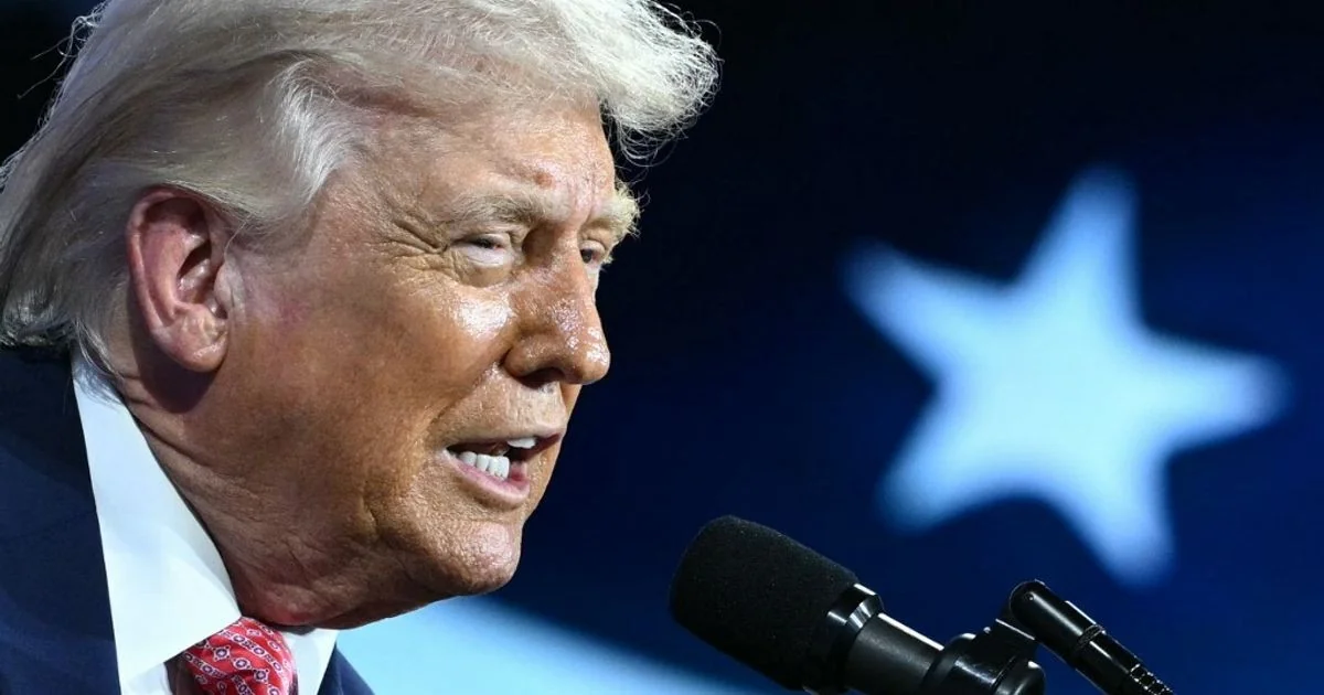 Trump completa 80 anos com UFC na Casa Branca e moeda de ouro nas celebrações dos 250 anos dos EUA