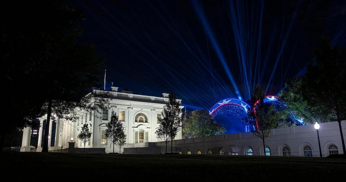 Trump aos 80: South Lawn vira arena para o UFC Freedom 250 na Casa Branca