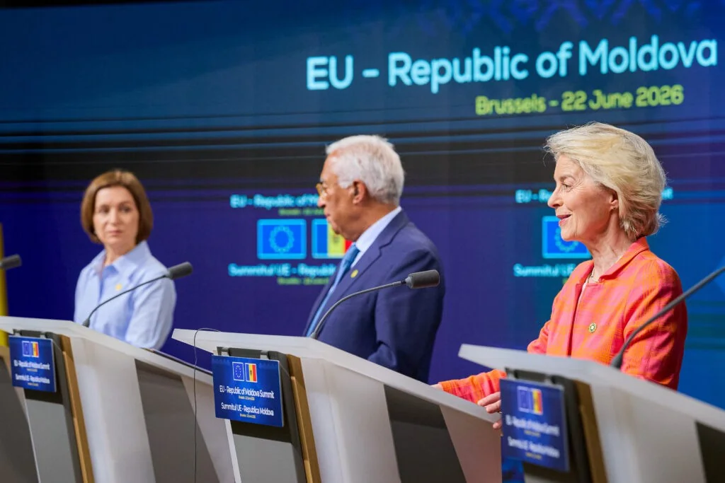 UE anuncia €528 milhões adicionais para a Moldávia condicionados a reformas; von der Leyen defende caminho de adesão