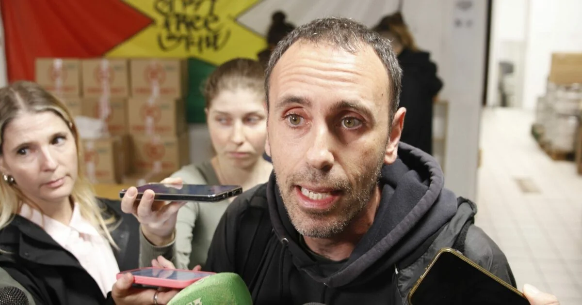 Zerocalcare responde às críticas sobre 'Due spicci': "Podia ter sido aliado, não me informaram"