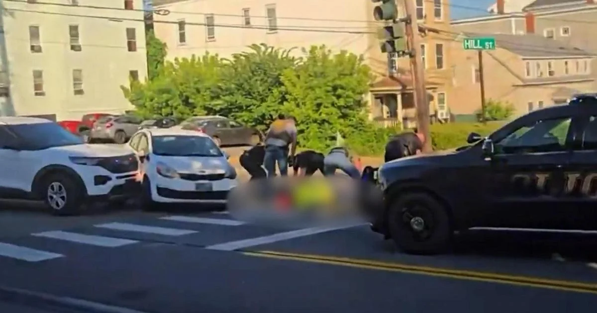 Agentes do ICE matam pessoa em Biddeford (Maine): segunda morte em uma semana e tensão nacional