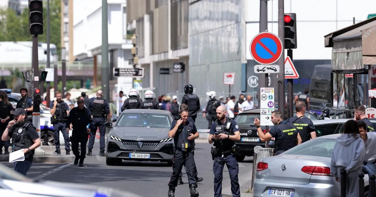 Ataque a faca em Paris: três mulheres feridas em Porte de Clichy; homem de 31 anos detido