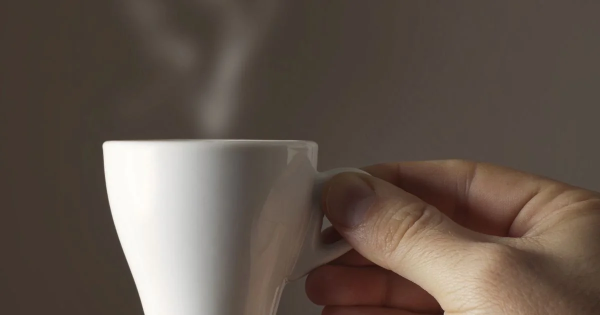 Até 5 xícaras de café por dia não prejudicam o coração, diz estudo; perigo está em energéticos