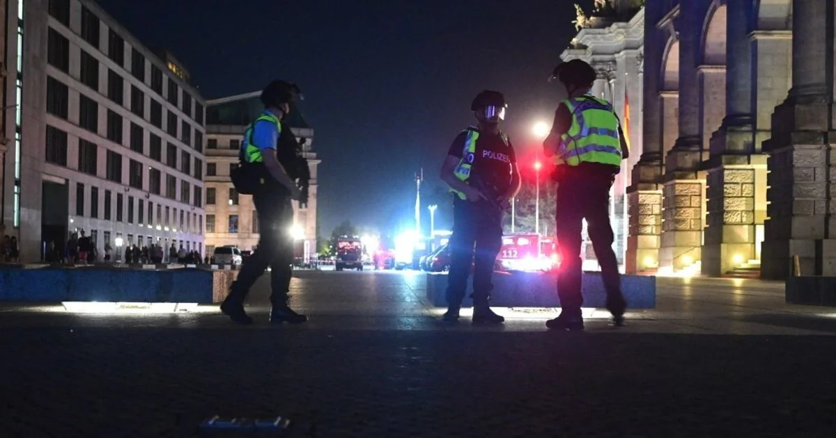 Atentado no Pride de Berlim: SUV atropela multidão no Tiergarten, 1 morto e 16 feridos; suspeito ligado a ambient es islamistas