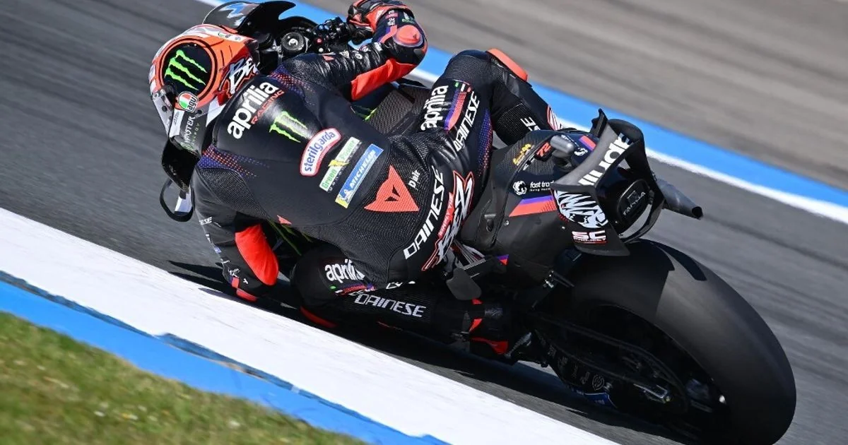 Bezzecchi hospitalizado após queda no GP da Holanda; transferido a Groningen para exames
