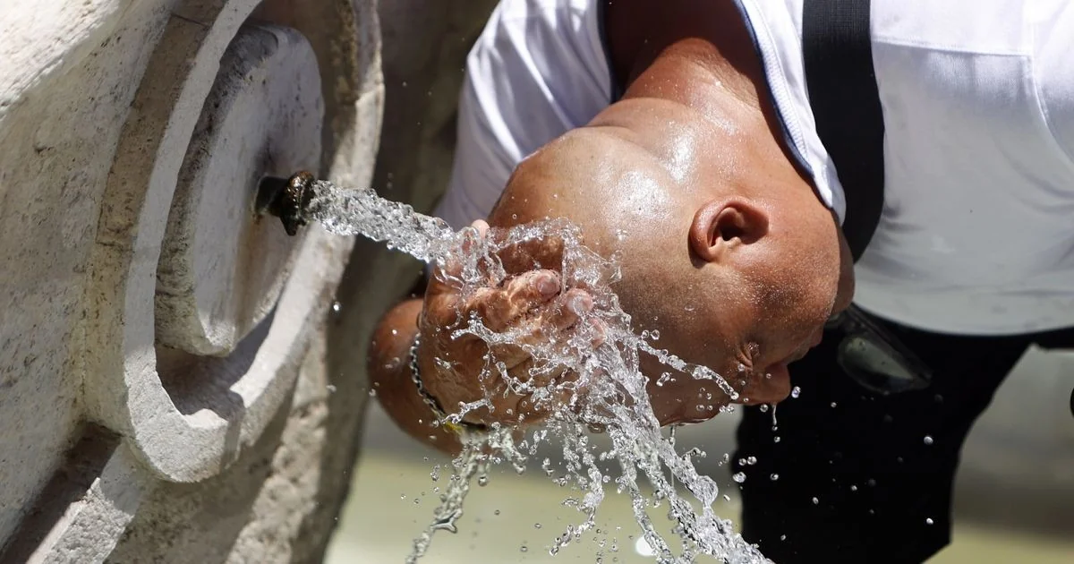 Calor extremo: Itália registra 5 mortes em 24h e OMS convoca reunião de emergência