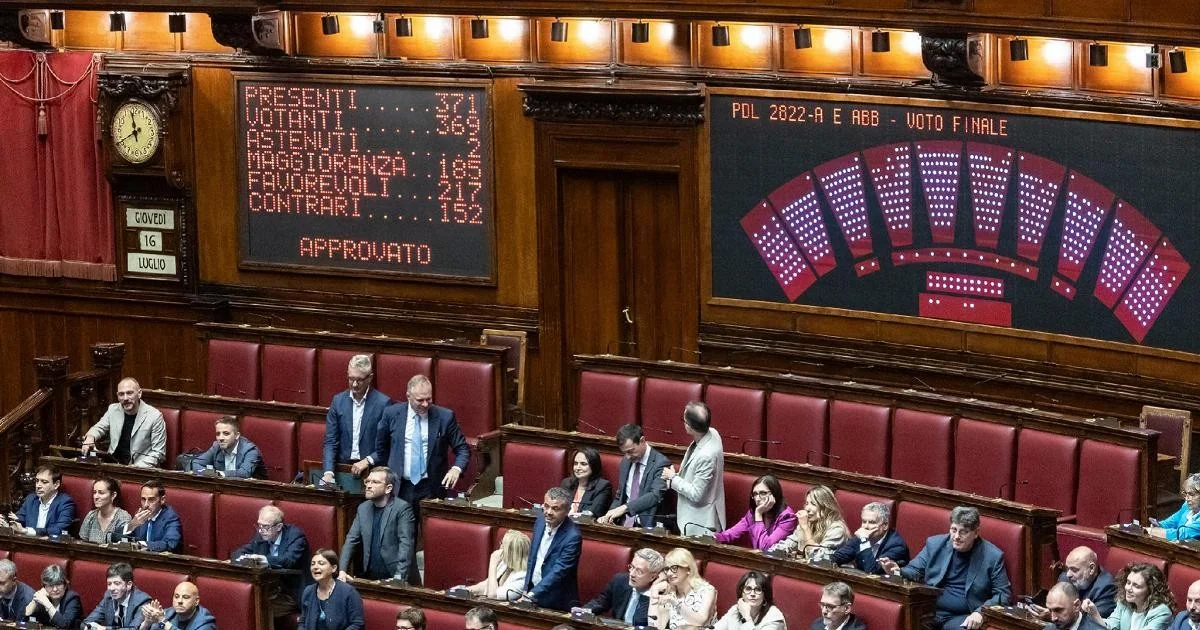 Câmara aprova o "Stabilicum" por 217 votos: Reforma da lei eleitoral segue para o Senado