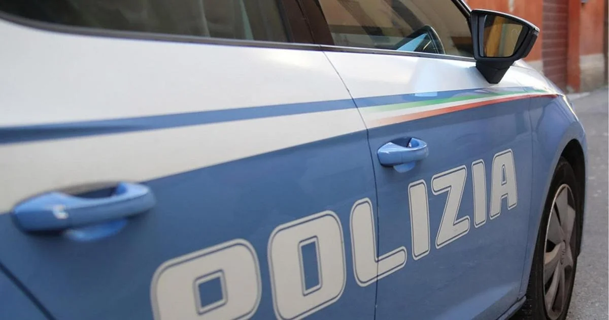 Catania: homem é detido por tentativa de estrangulamento da companheira; pai havia esfaqueado a ex-mulher em Picanello