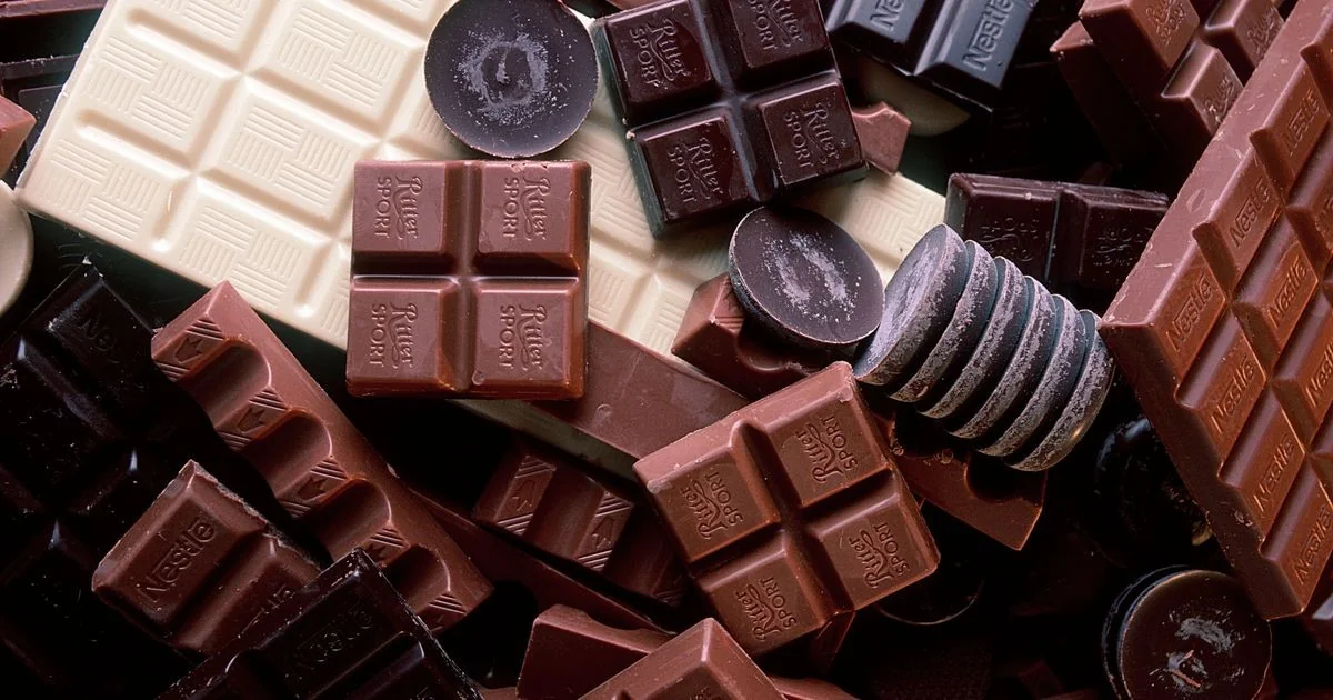 Cheiro de chocolate antes do treino aumenta volume de exercício sem aumentar o esforço percebido, diz estudo