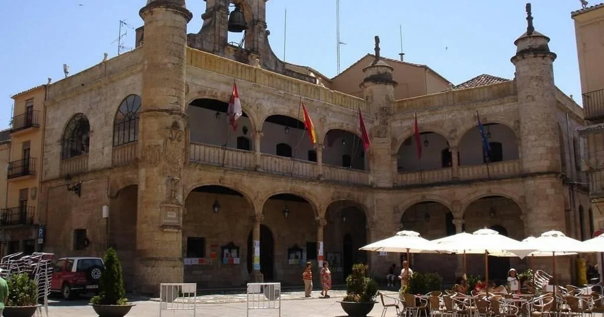 Festa da Espanha marcada por tragédia em Ciudad Rodrigo: menino de 13 anos morre ao cair fonte