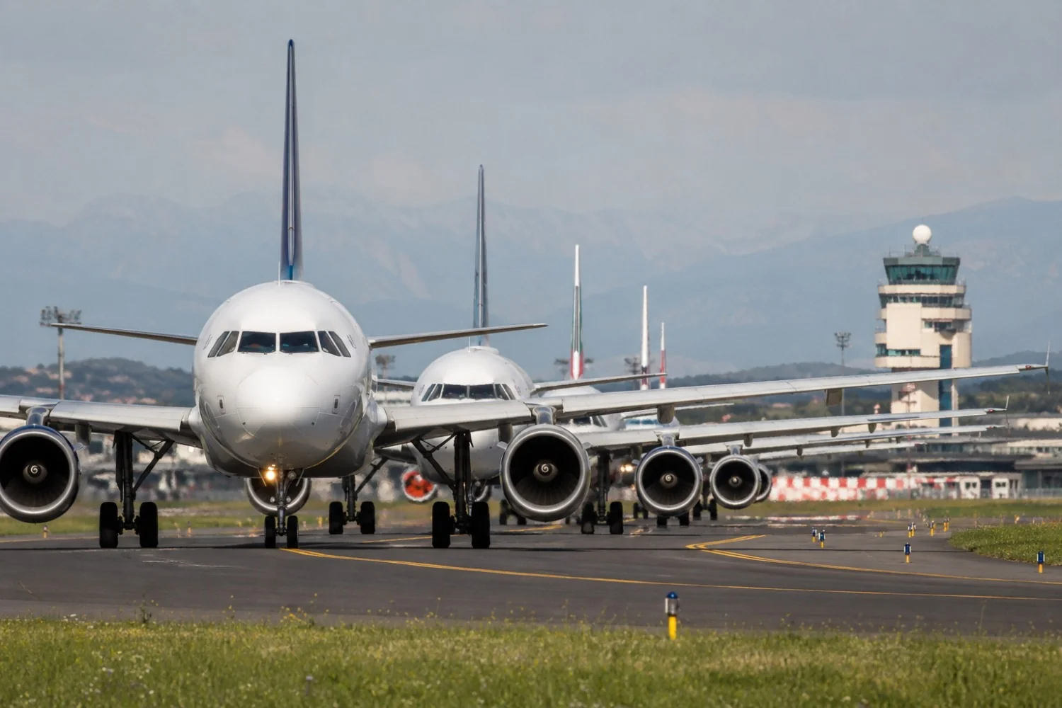 Eurostat: preços do transporte aéreo sobem 8,1% em maio de 2026 frente a 2025