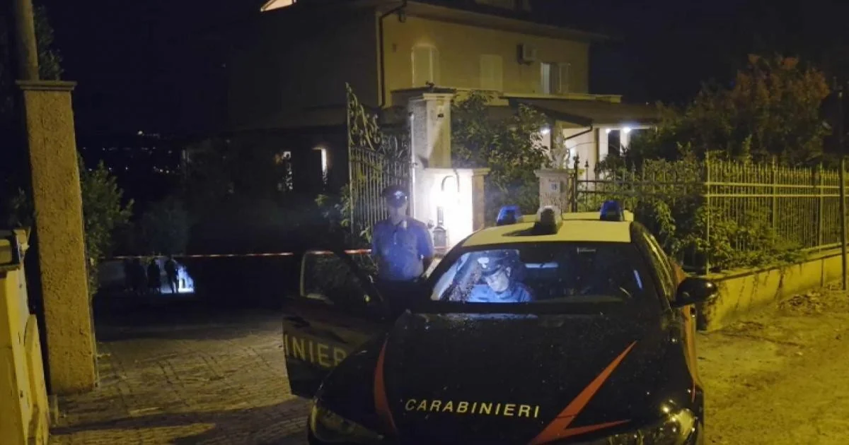 Feminicídio em Coriano (Rimini): ex-marido mata ex-companheira a marteladas