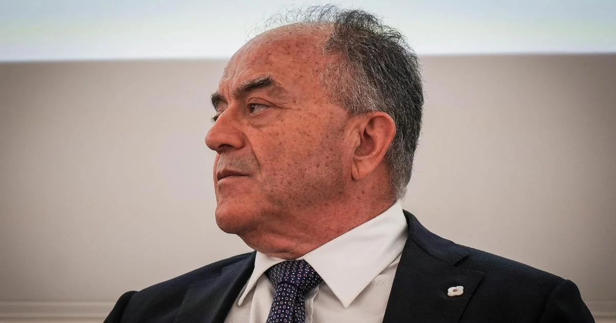 Gratteri: por que o Fentanyl atrai as máfias — alto lucro, baixo volume e fácil ocultação