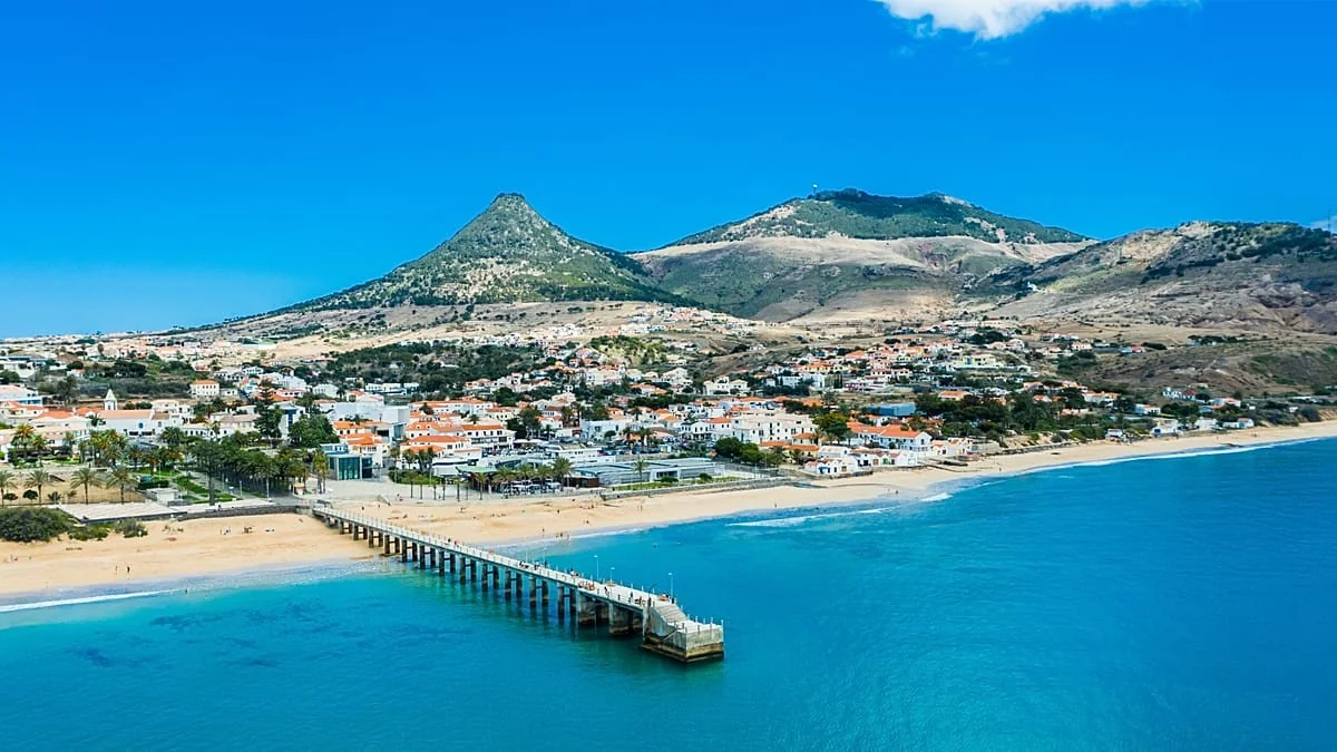 Ilhas discretas da Europa viram refúgios de férias em 2026, segundo Expedia