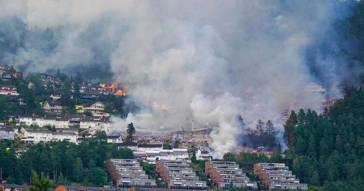 Inferno em Drammen: incêndio fora de controle destrói mais de 100 casas em Krokstadelva (Noruega)