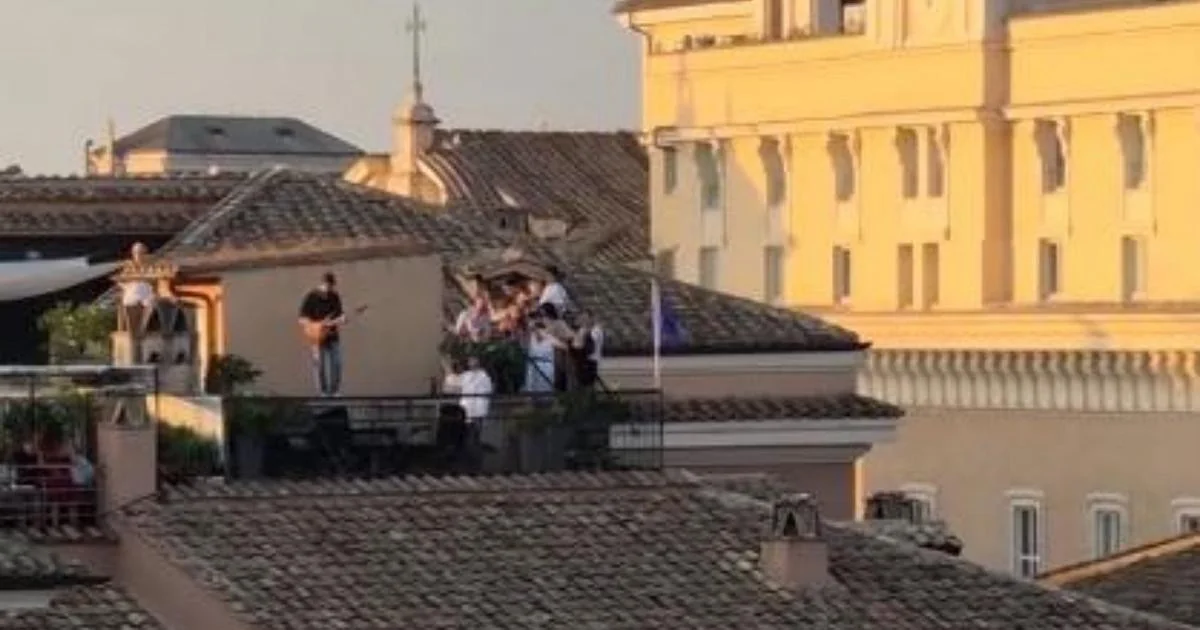 Jacopo Mastrangelo: da varanda sobre a Piazza Navona no Covid ao adeus por aluguel não renovado