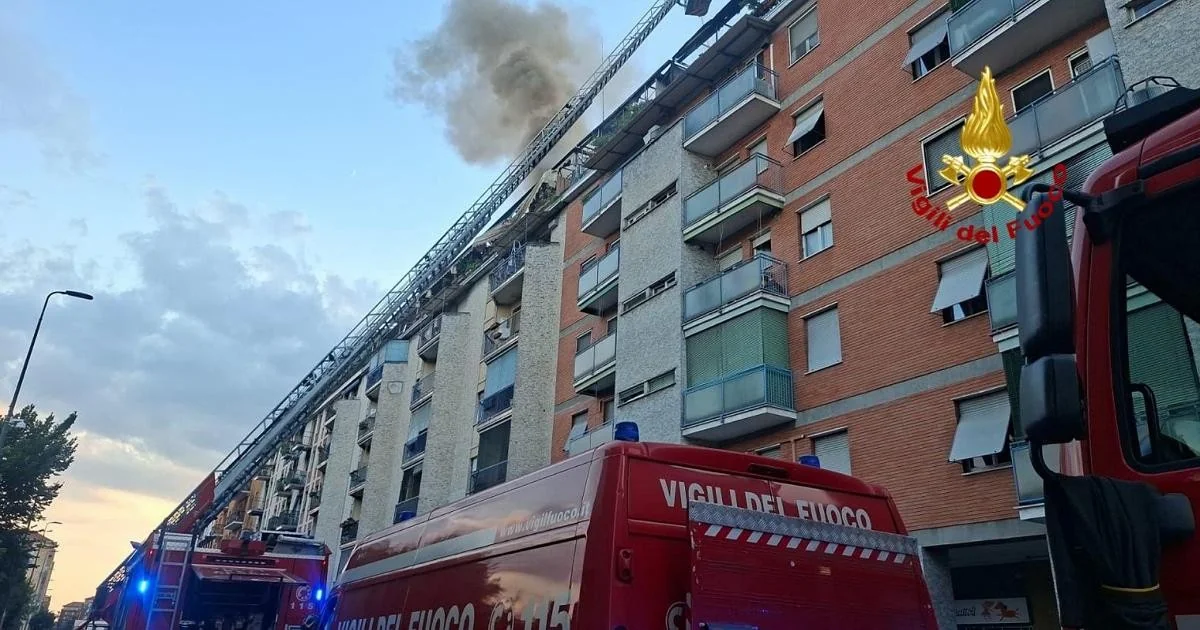 Incêndio em apartamento no bairro Palmanova, em Milão, deixa dois mortos; buscas continuam