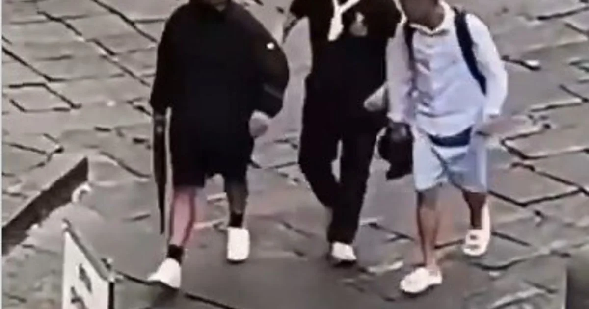 Rixa em Napoli: três detidos e um AK-47 (Kalashnikov) apreendido na piazzetta Montesanto