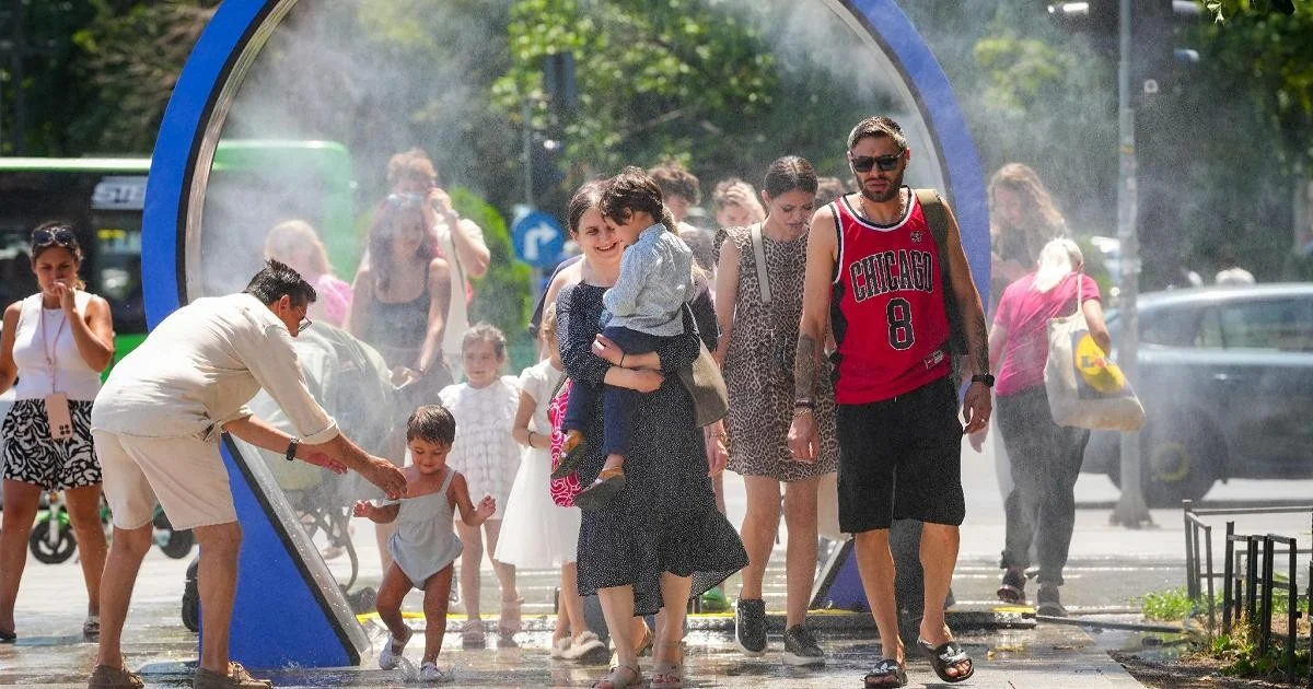 Onda de calor na Itália: 4 cidades em alerta vermelho hoje; Sardenha pode atingir 45°C