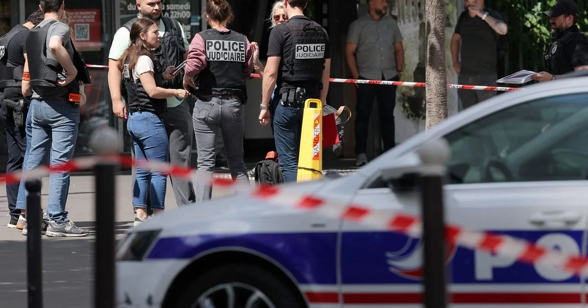 Paris: ataque com faca em Porte de Clichy deixa três mulheres feridas; suspeito de 31 anos detido