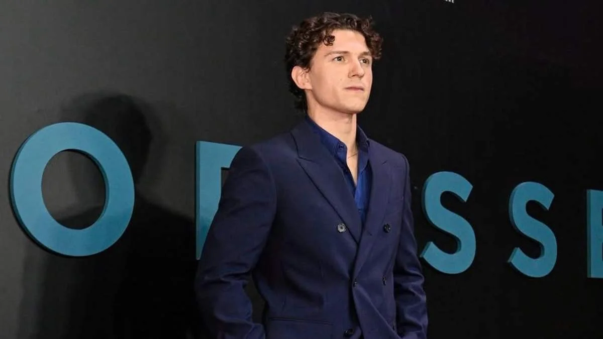 Tom Holland admite: ‘Pensava que ninguém deveria ver alguns filmes’ — a confissão que revela o dilema dos atores no circuito de promoção