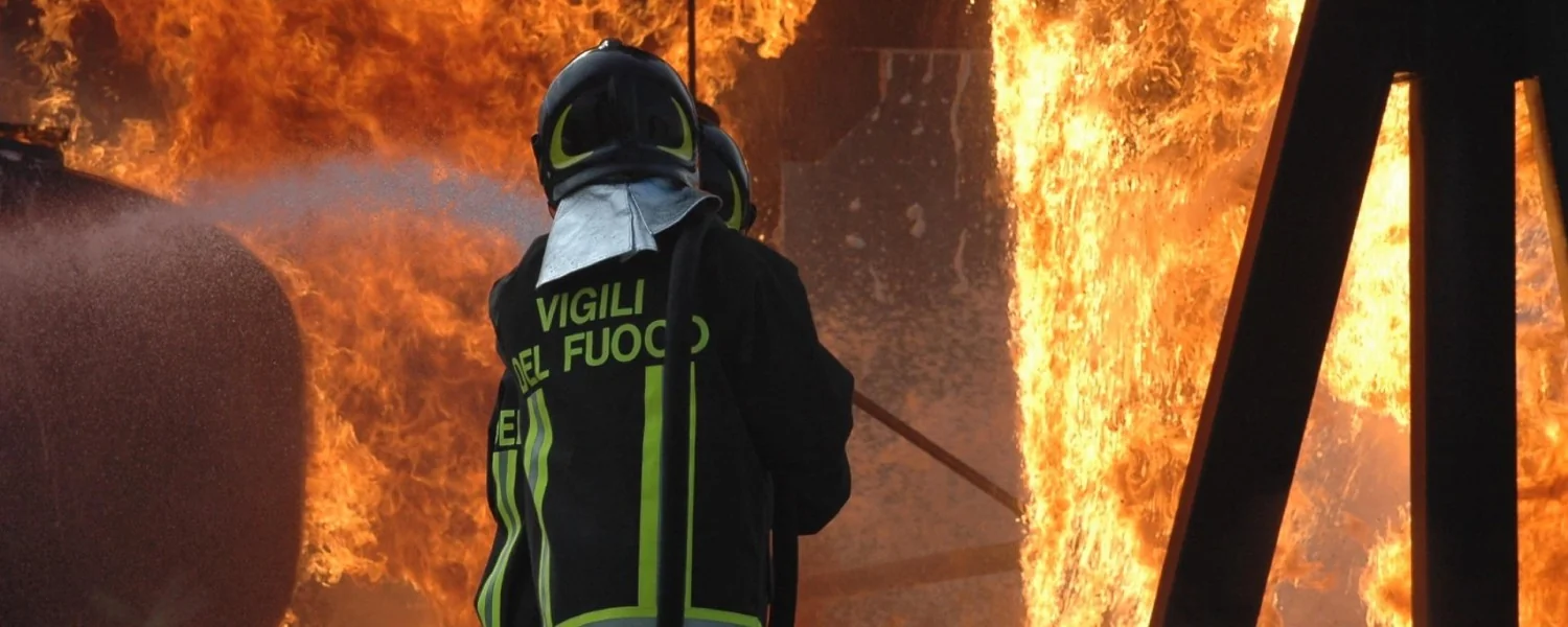 UE mobiliza aeronaves e helicópteros para combater incêndios na Espanha e França