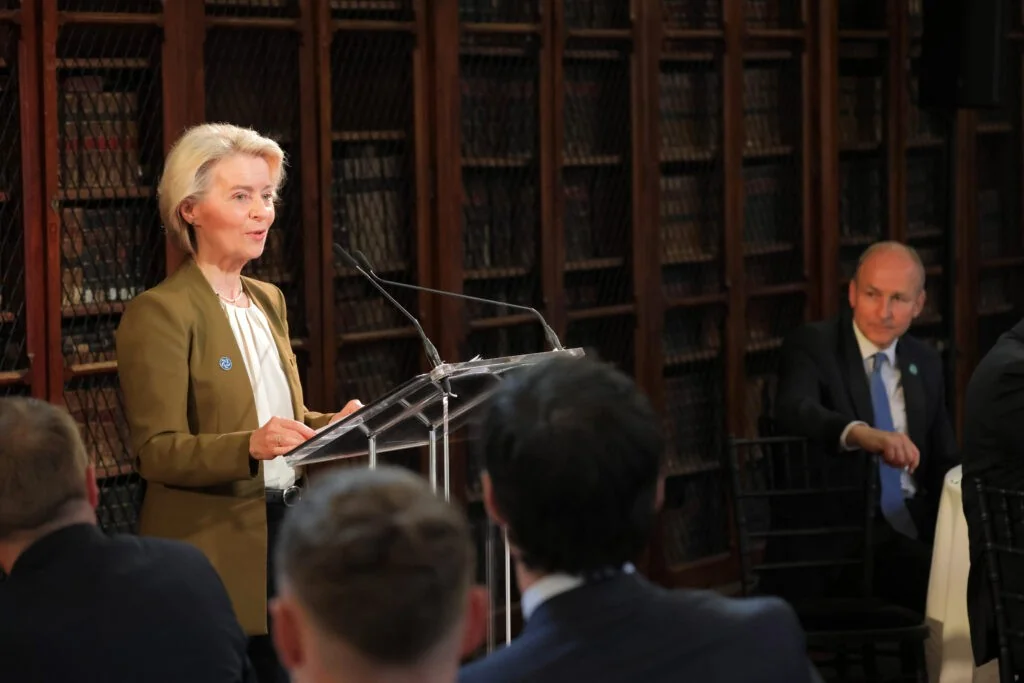 Von der Leyen anuncia proposta iminente sobre restrições a produtos das colônias israelenses