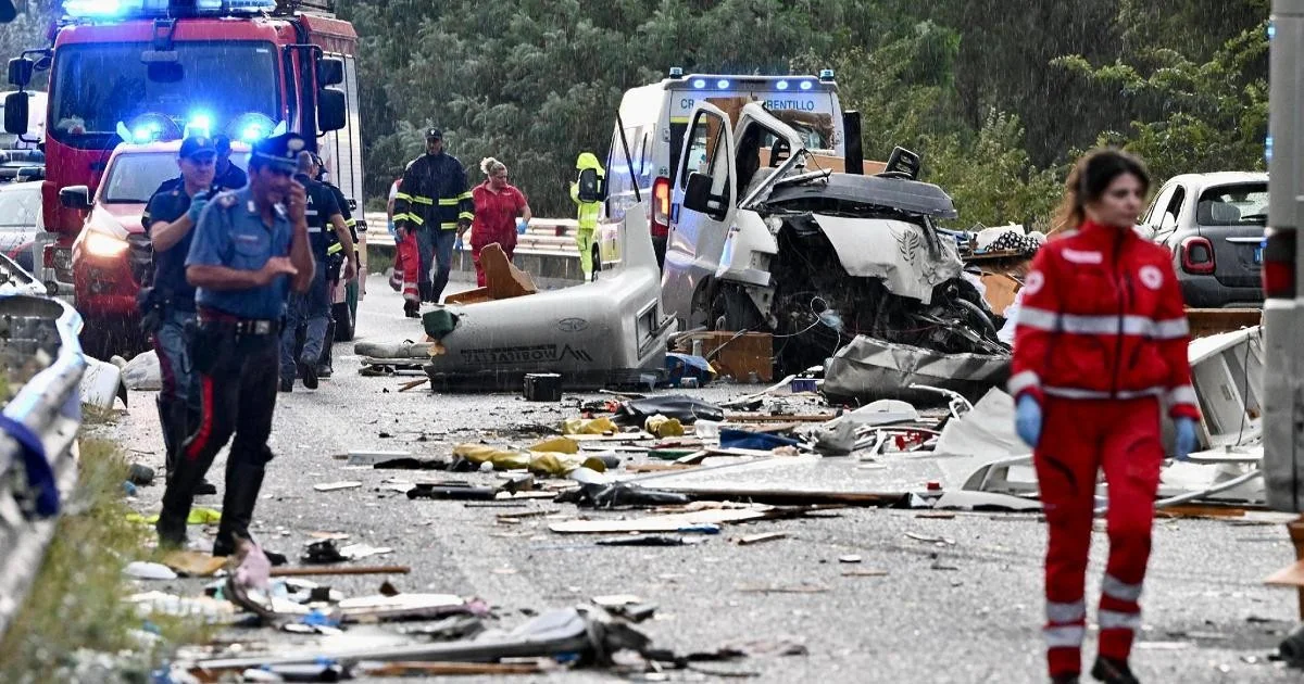 Acidente na superestrada Rieti‑Terni deixa seis mortos e 34 feridos