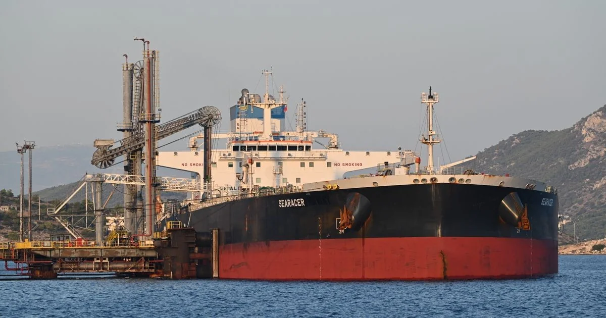 Acordo sobre o Estreito de Hormuz pode ser fechado hoje; Teerã negocia com Omã, EUA dizem ter progresso
