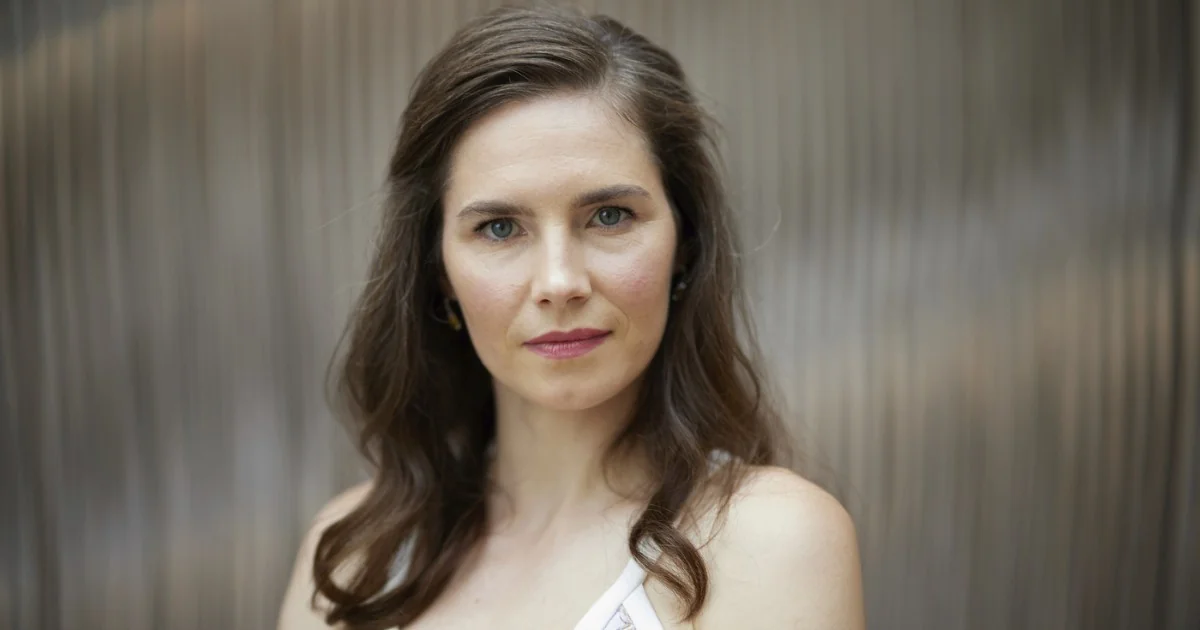 Amanda Knox defende espetáculo 'Cartwheel' e diz homenagear memória de Meredith Kercher amid polêmica