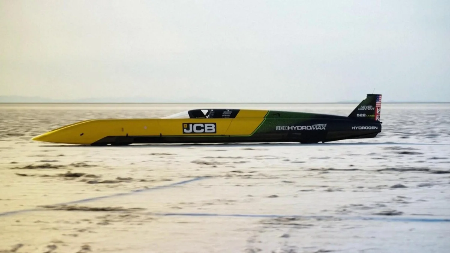 Andy Green estabelece novo recorde mundial com carro a hidrogênio: 653,908 km/h