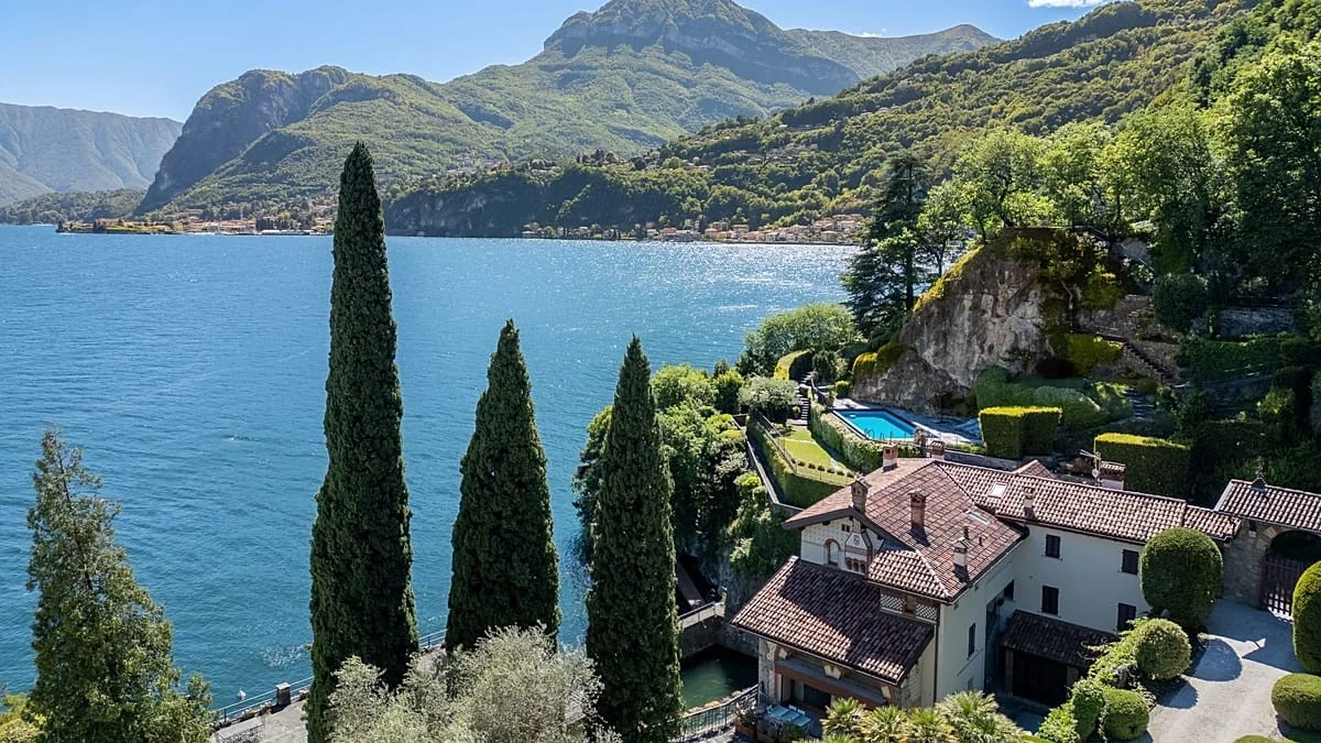Apartamento na Villa La Gaeta (Casino Royale) à venda às margens do Lago Como — 1,2–1,4 milhões €