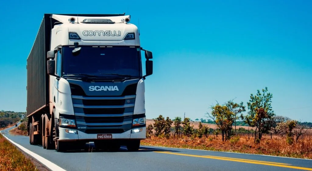 Transporte rodoviário na UE cresce em 2025: implicações geopolíticas e logísticas