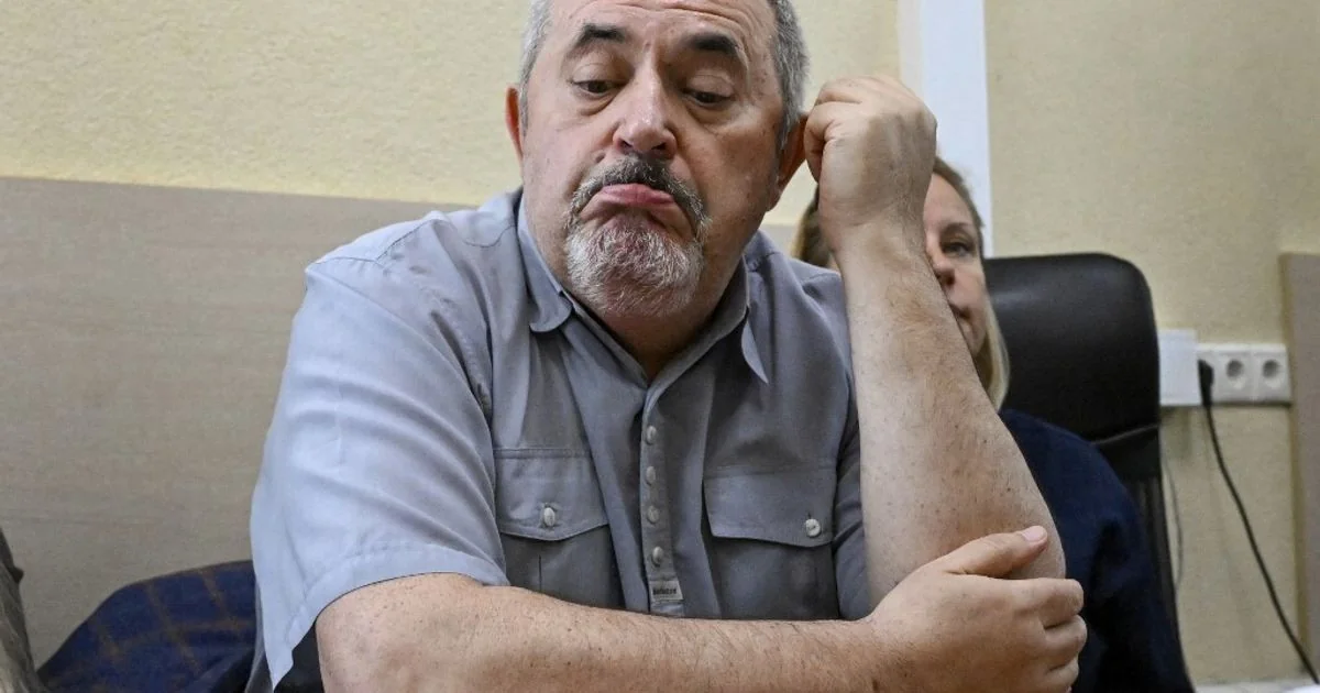 Boris Nadezhdin parte para a França após rótulo de 'agente estrangeiro' e acusações de extremismo