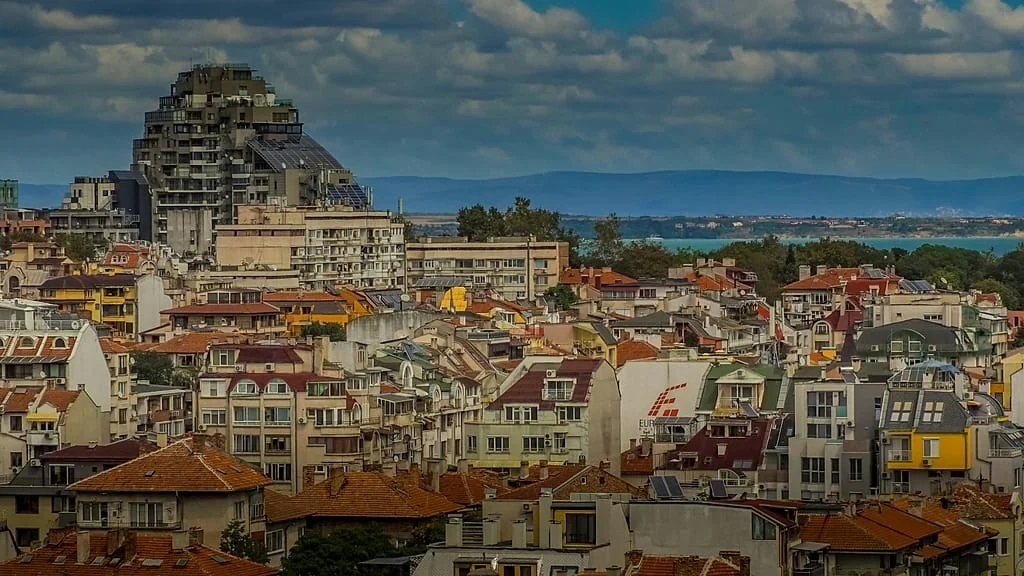 Burgas: o litoral búlgaro que brilha como anfitriã da Eurovisão 2027