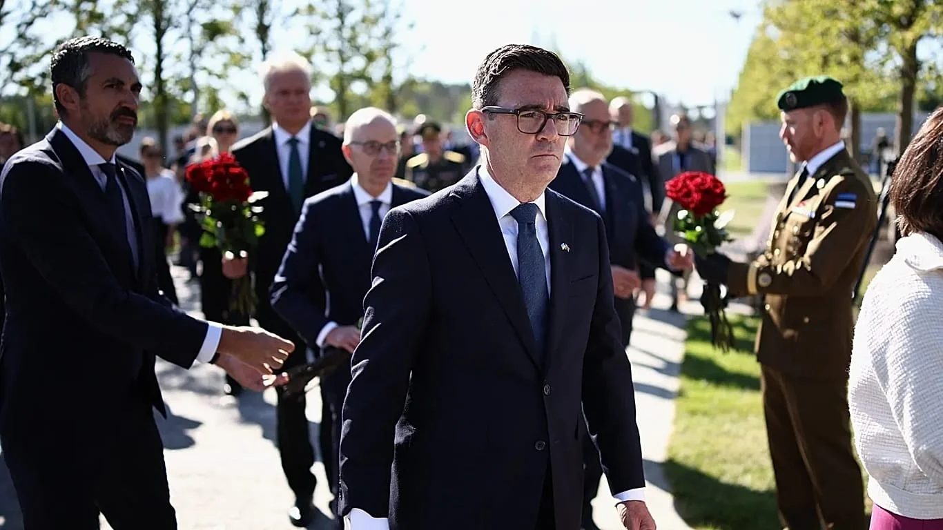 Burnham pede mais coragem estratégica para reaproximação do Reino Unido à União Europeia