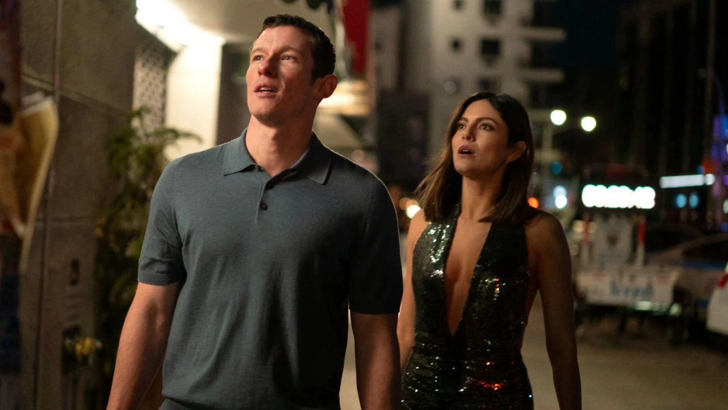 Callum Turner e Monica Barbaro em One Night Only: como a Fomo rouba o presente até no amor