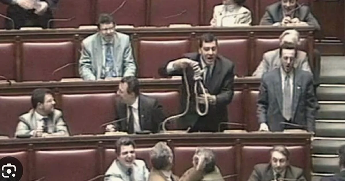 Do cappio à mortadella: os protestos inusitados que invadiram o Parlamento