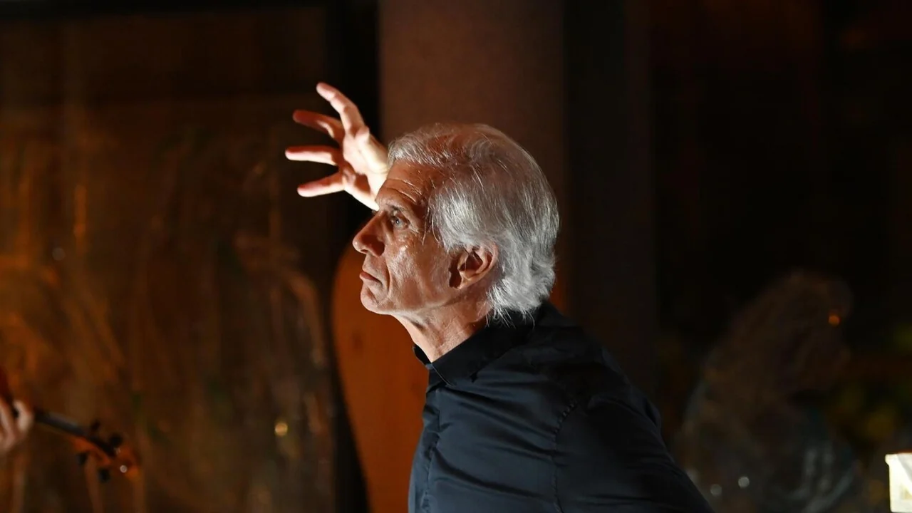 Capri revive a Odisseia: teatro, mito e cinema na Certosa de San Giacomo