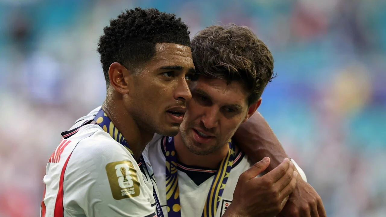 Chivu: "Stones eleva o nível da defesa do Inter; no mercado vamos avaliar oportunidades"