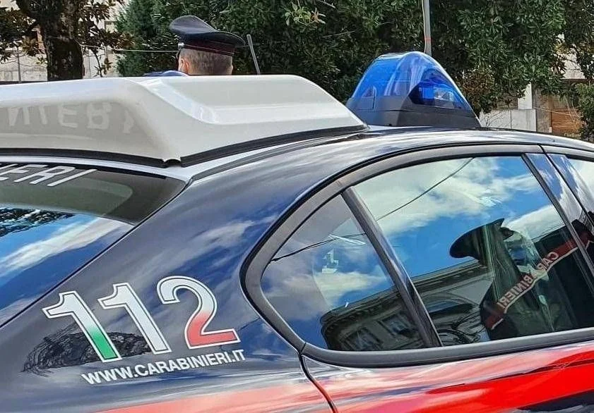 Ciclista de 28 anos encontrado morto no Leccese; investigação aponta hipótese de auto pirata