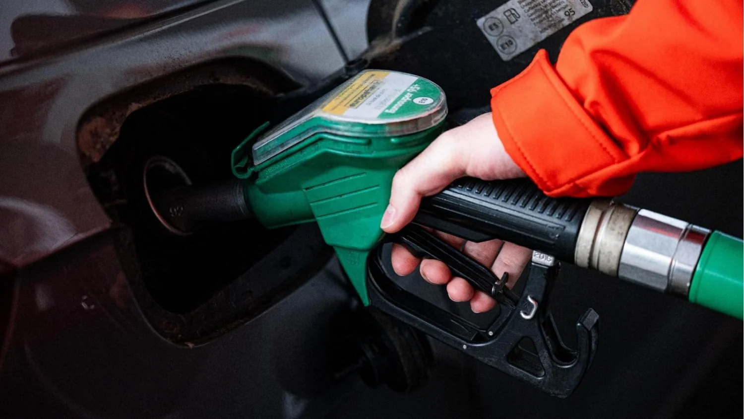 Combustíveis continuam em alta: diesel atinge €2,200/l na autoestrada